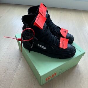 Off-White Off-Court high sneakers 3.0